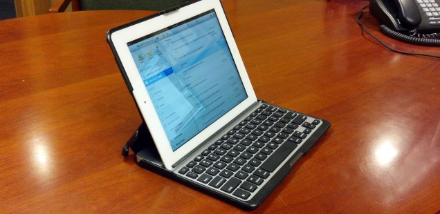 My ZAGGfolio for iPad Review: I Kinda Like This Thing