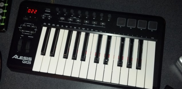 The Alesis QX25 Keyboard Controller: My Hands-on Review