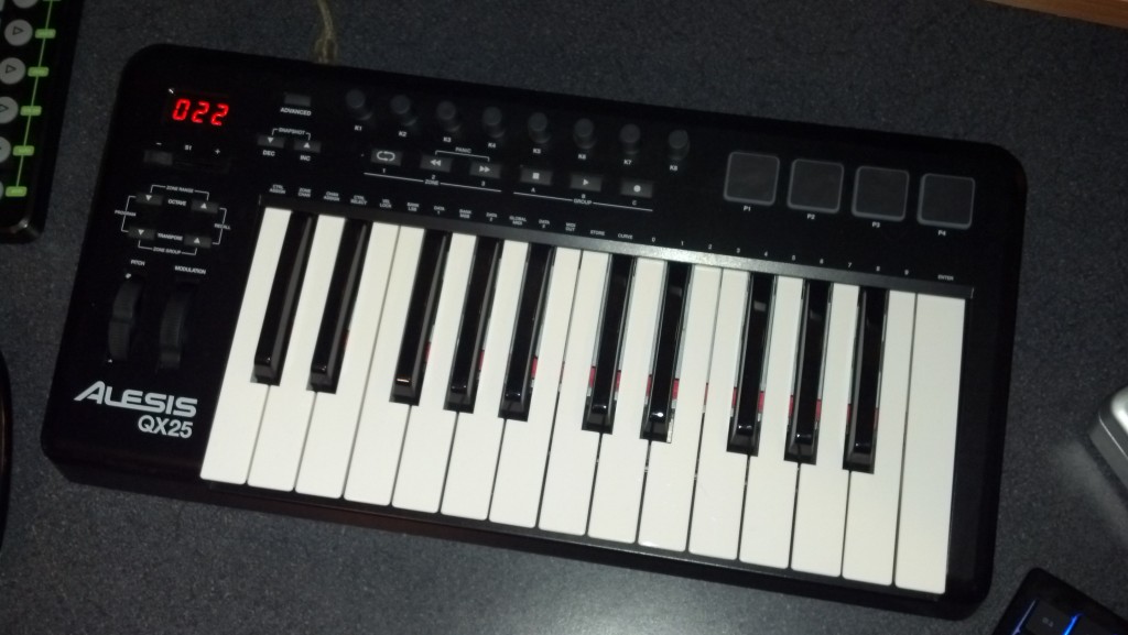 The Alesis QX25 Keyboard Controller: My Hands-on Review