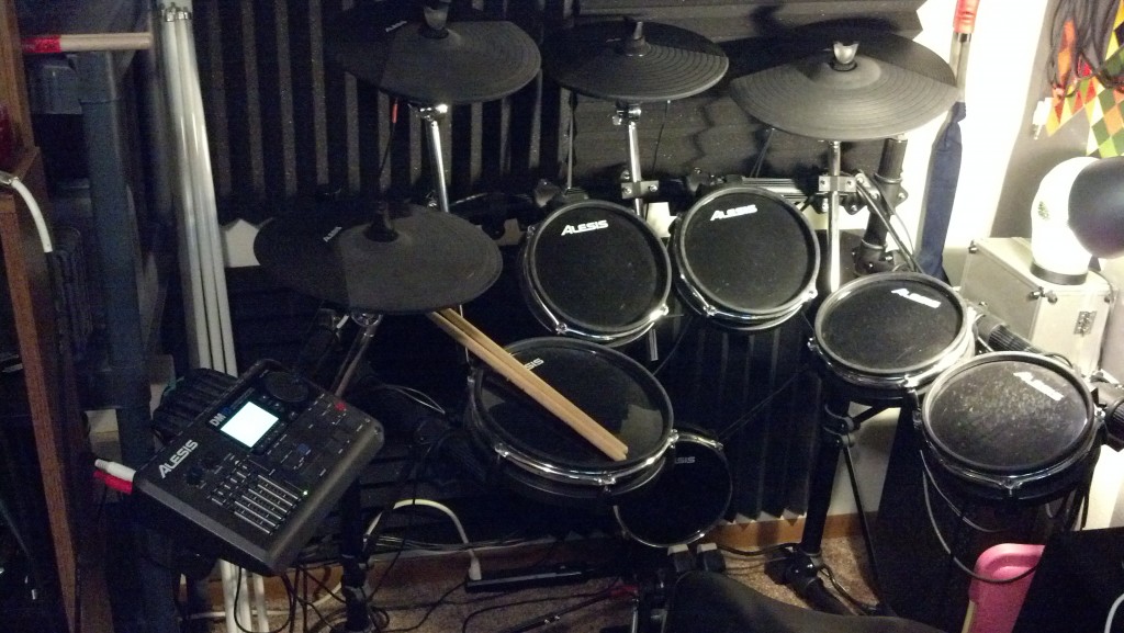 Alesis DM10 Drum Kit Toms and Cymbals