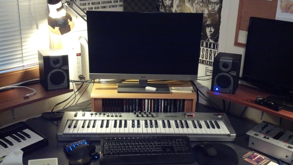 Alesis M1 Active USB in Position Far